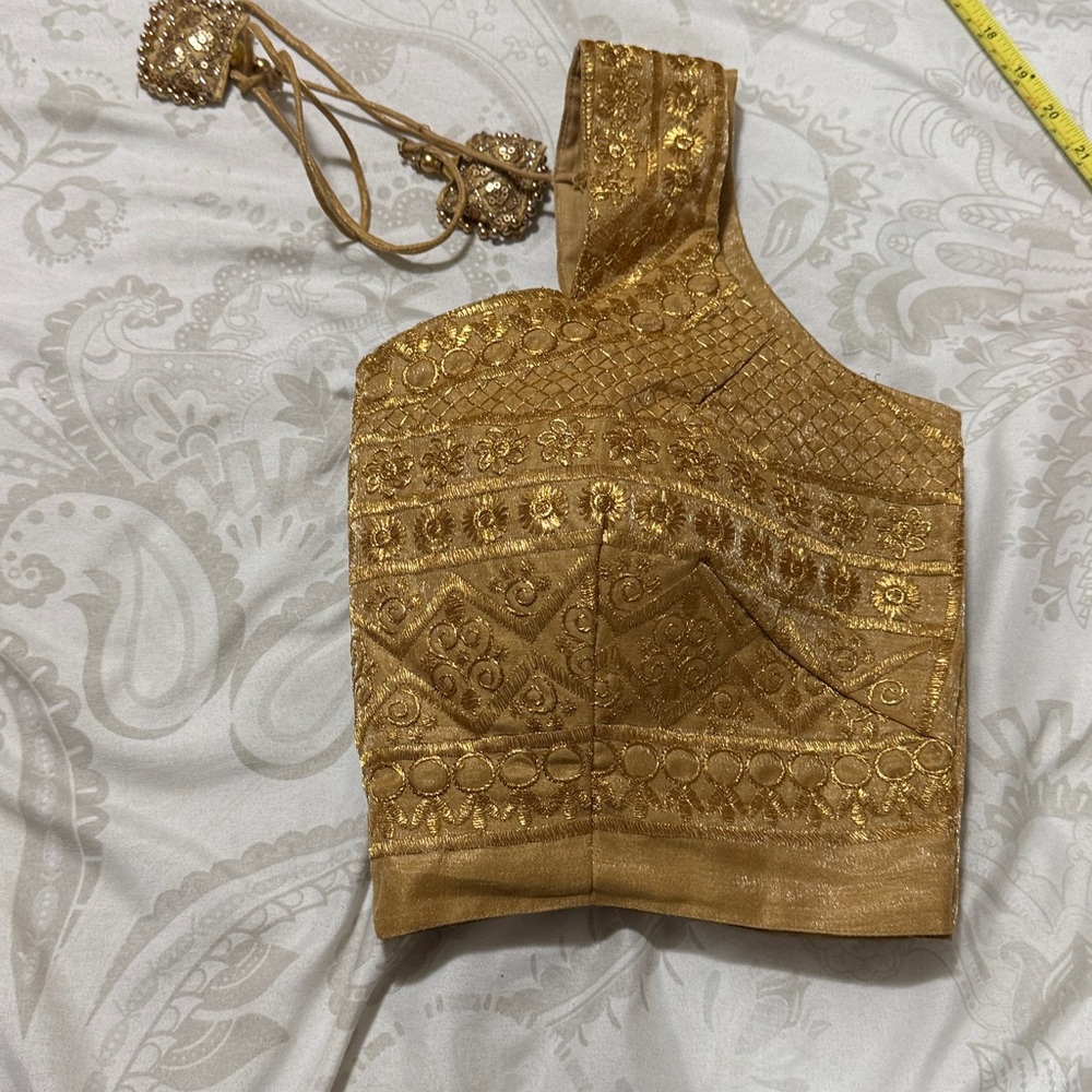 Gold Embroidered Blouse - Picture 4 of 5